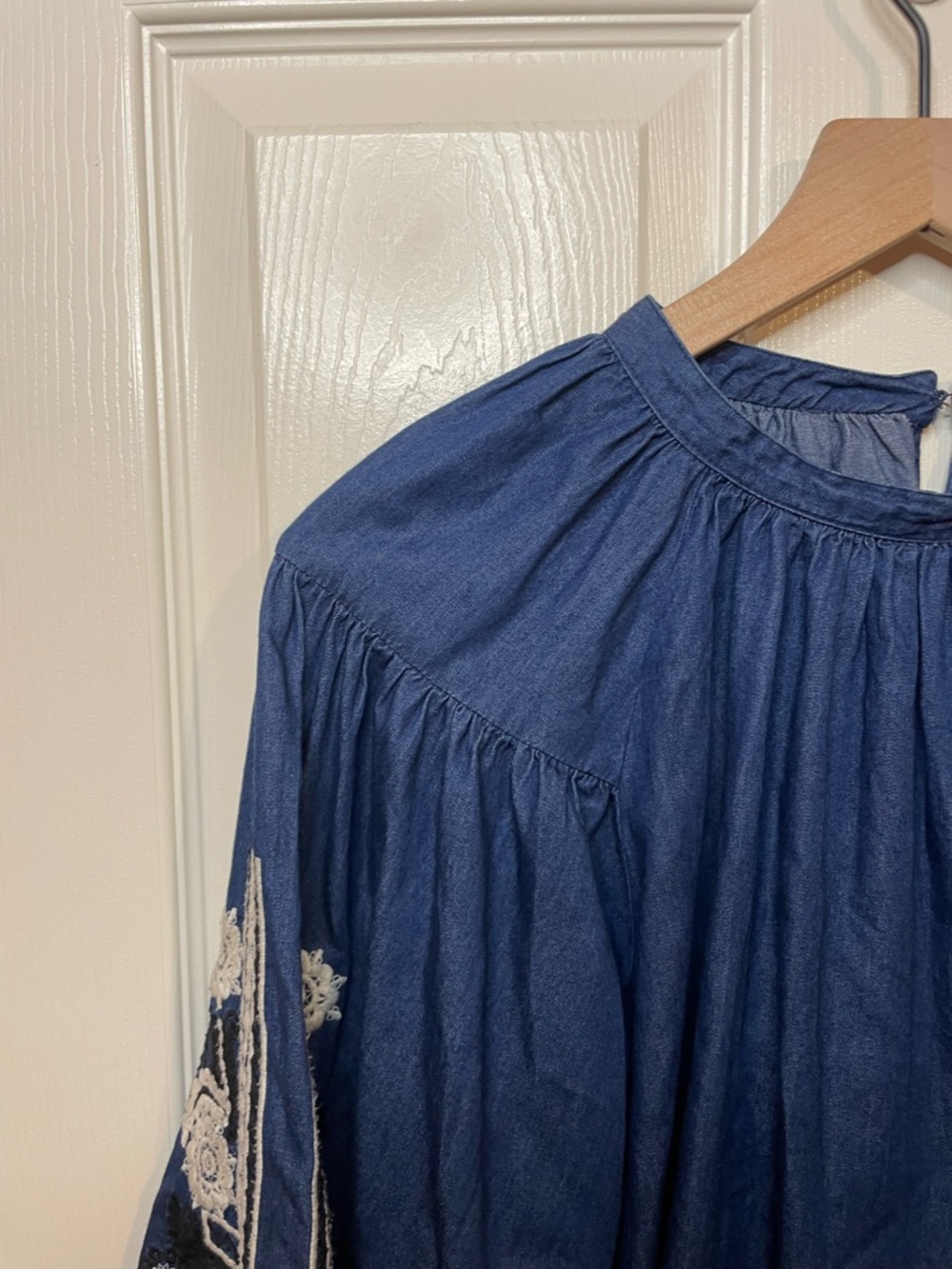Ne Quittezpas by Anthropologie Genissat Peasant Top in Dark Denim Size Small - Picture 8 of 10